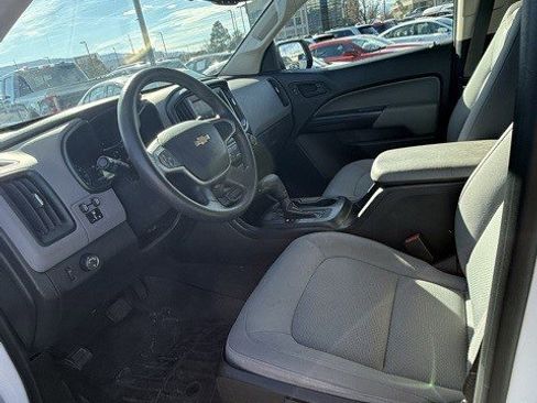 Used 2017 Ford Explorer Platinum image 7