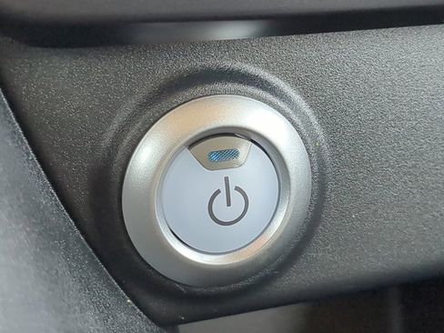 Certified 2025 Nissan Leaf S image 25