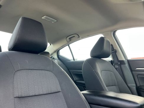 Used 2023 Nissan Altima 2.5 SV image 17