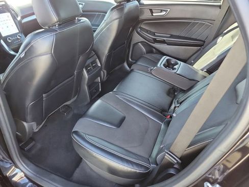 Used 2023 Ford Edge ST image 20