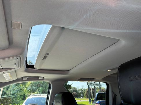 Used 2018 GMC Sierra 1500 Denali AWD/4WD image 14