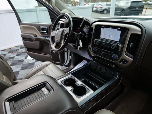 Used 2016 GMC Sierra 2500 Denali w/ Duramax Plus Package image 35