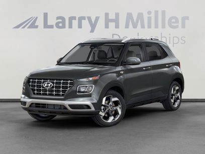 New 2025 Hyundai Venue SEL