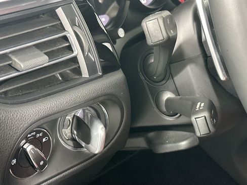 Certified 2022 Porsche Macan S image 33