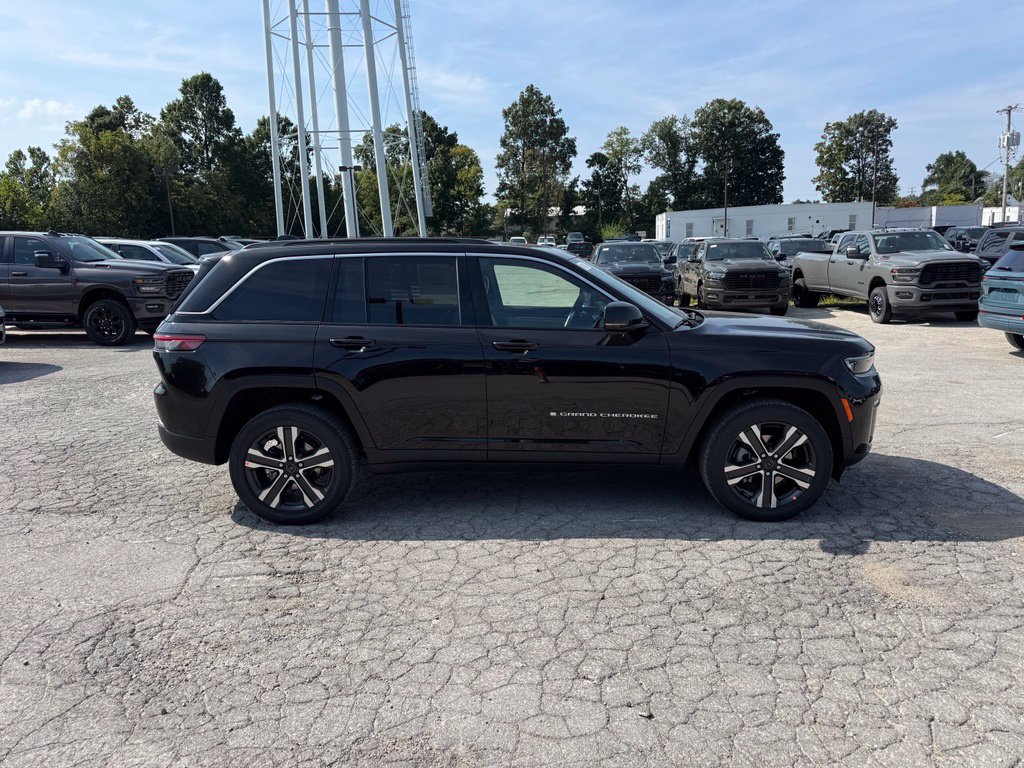 New 2027 Jeep Grand Cherokee Limited AWD/4WD image 5