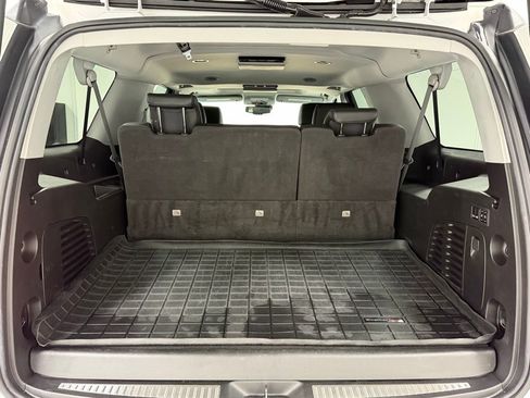 Used 2020 Chevrolet Suburban LT image 26