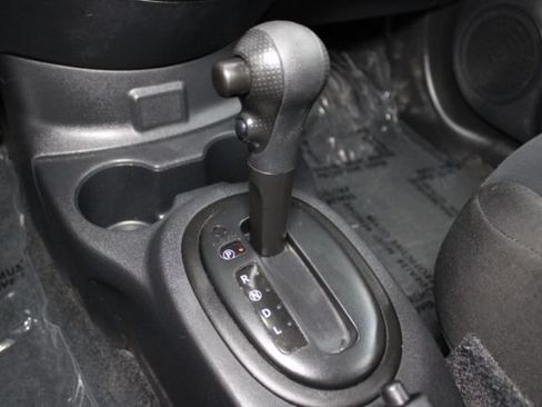 Used 2018 Nissan Versa S Plus FWD image 12