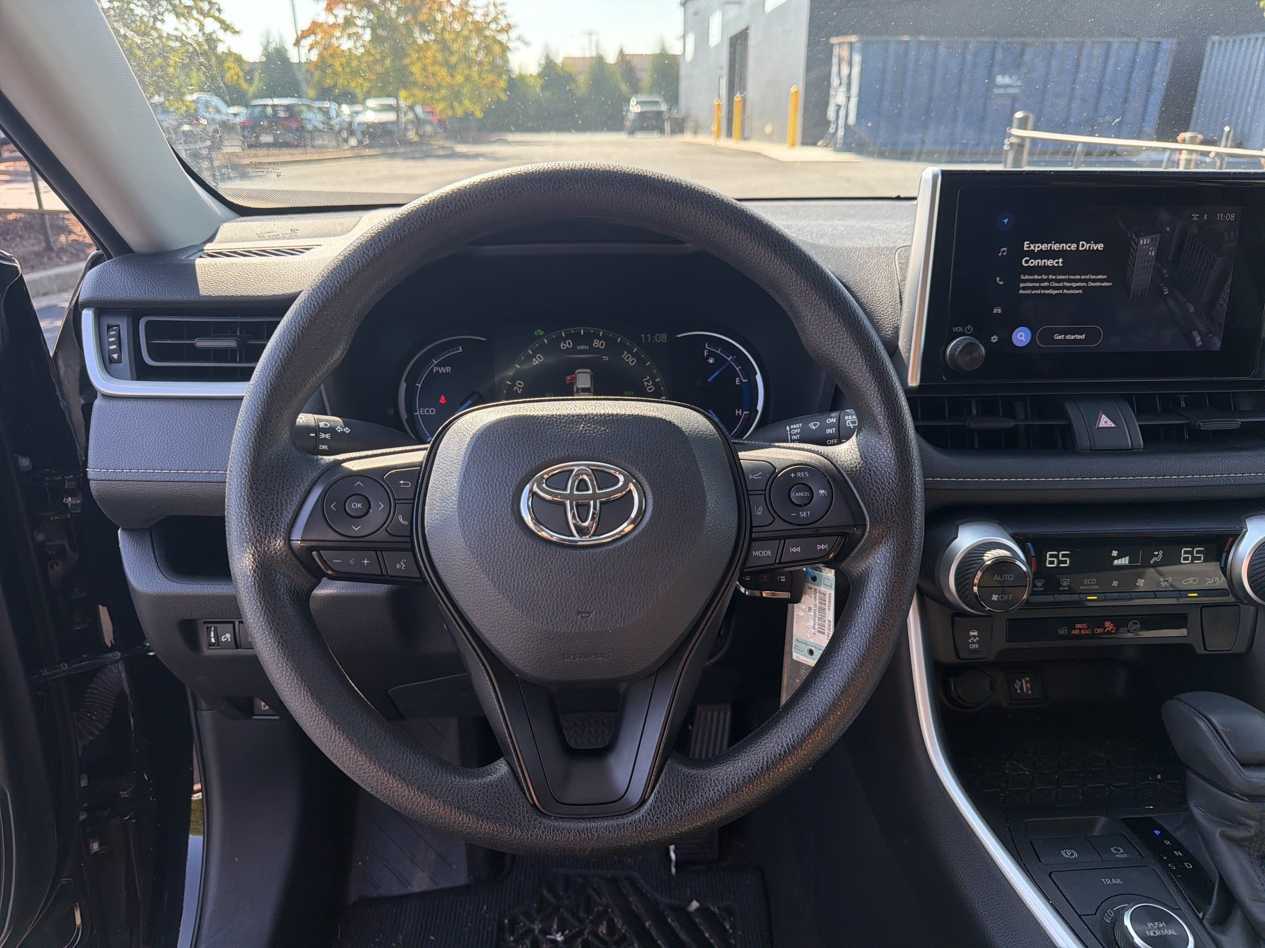 Used 2024 Toyota RAV4 LE AWD/4WD image 16