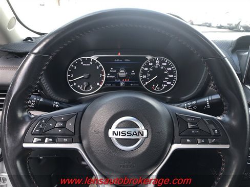 Used 2021 Nissan Sentra SR FWD image 13