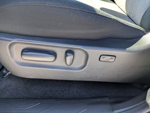 Certified 2023 Toyota Tacoma TRD Off-Road image 12