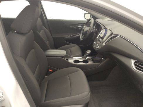 Used 2024 Chevrolet Malibu LT FWD image 21