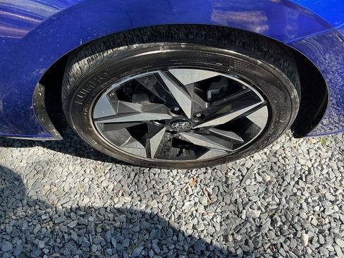 Used 2023 Hyundai Elantra SEL w/ Convenience Package FWD image 24