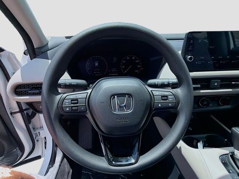 New 2027 Honda HR-V LX image 10