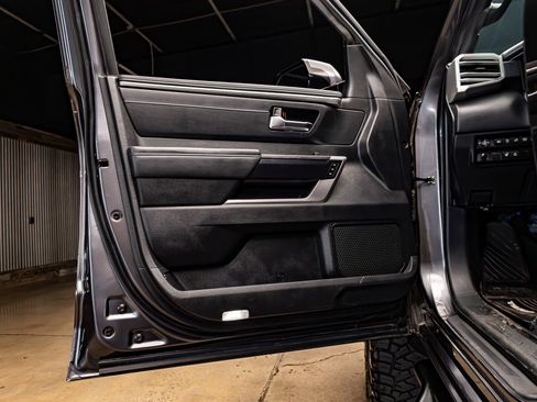 Used 2023 Toyota Tundra Platinum image 29