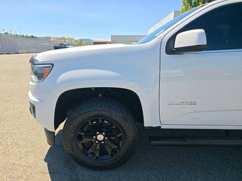 Used 2020 Chevrolet Colorado LT w/ Safety Package AWD/4WD image 18