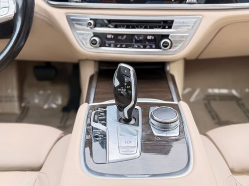 Used 2016 BMW 750i xDrive AWD/4WD image 52