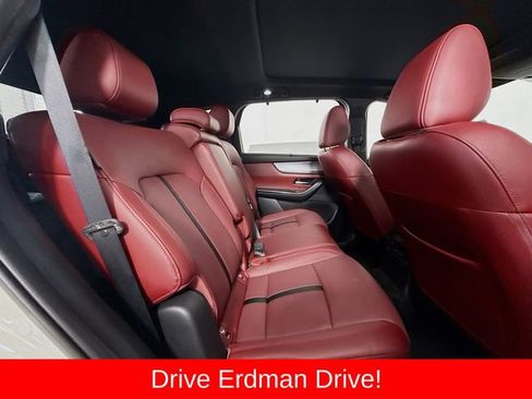Used 2025 MAZDA CX-70 Plug-In Hybrid w/ Premium Plus AWD/4WD image 28