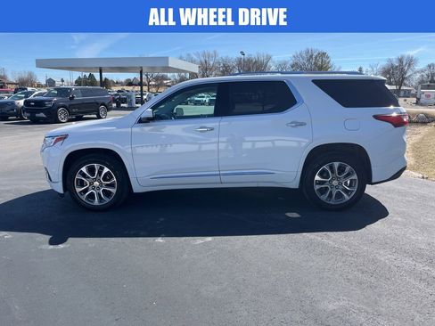 Used 2020 Chevrolet Traverse Premier image 7