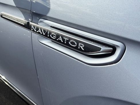 Used 2018 Lincoln Navigator Black Label image 6