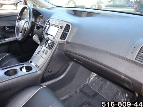 Used 2015 Toyota Venza Limited image 30