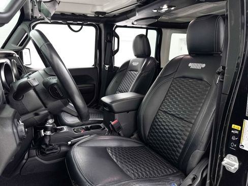 Used 2021 Jeep Wrangler Unlimited Sport AWD/4WD image 19