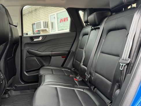 Used 2022 Ford Escape SEL AWD/4WD image 11
