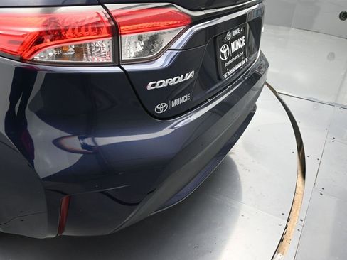 Used 2022 Toyota Corolla LE image 33