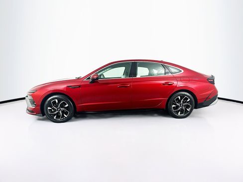 Used 2025 Hyundai Sonata SEL FWD image 4