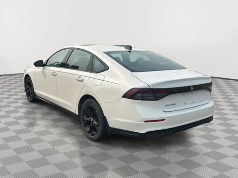 Used 2025 Honda Accord SE image 25