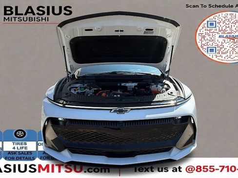 Used 2024 Chevrolet Equinox EV RS FWD image 78