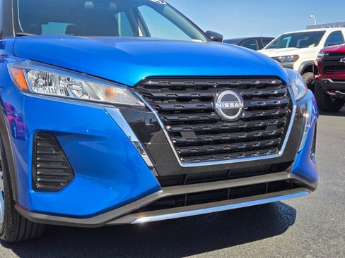 Used 2024 Nissan Kicks S FWD image 8