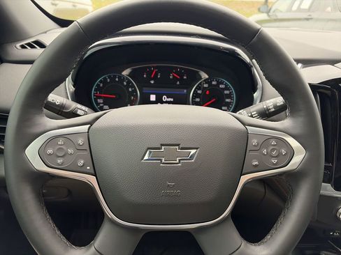 Used 2023 Chevrolet Traverse RS w/ LPO, Floor Liner Package AWD/4WD image 14