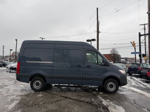 Used 2019 Mercedes-Benz Sprinter 144 image 2