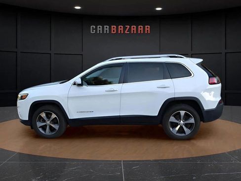 Used 2019 Jeep Cherokee Limited image 5