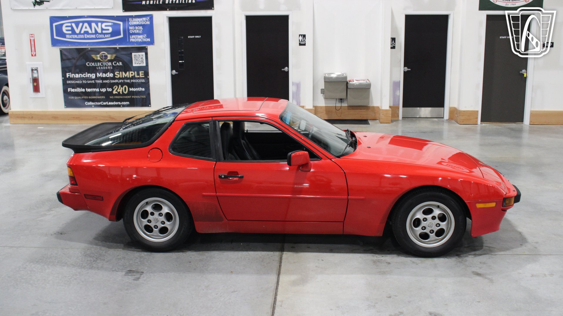 Used 1988 Porsche 944 Coupe RWD image 35