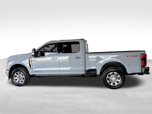 New 2026 Ford F250 King Ranch w/ Chrome Package AWD/4WD image 2