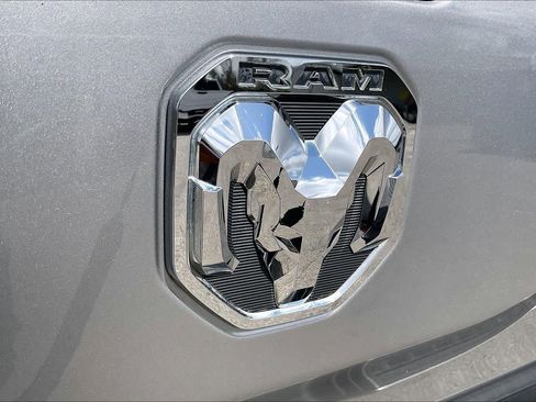 Used 2021 RAM 1500 Limited w/ Body Color Bumper Group image 30