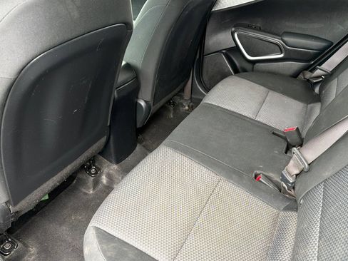 Used 2023 Kia Soul LX w/ LX Technology Package FWD image 11