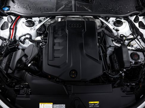 Certified 2025 Audi A5 2.0T Premium w/ Convenience Package image 16