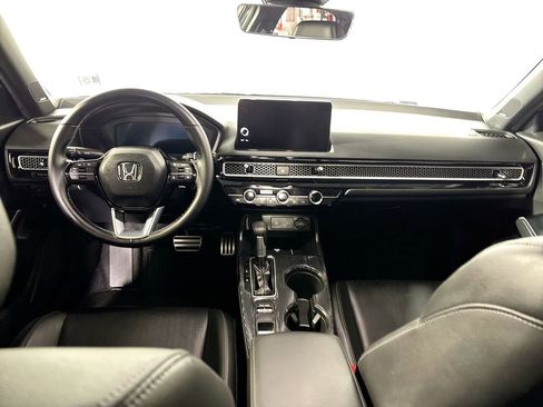 Used 2025 Honda Civic Sport image 12