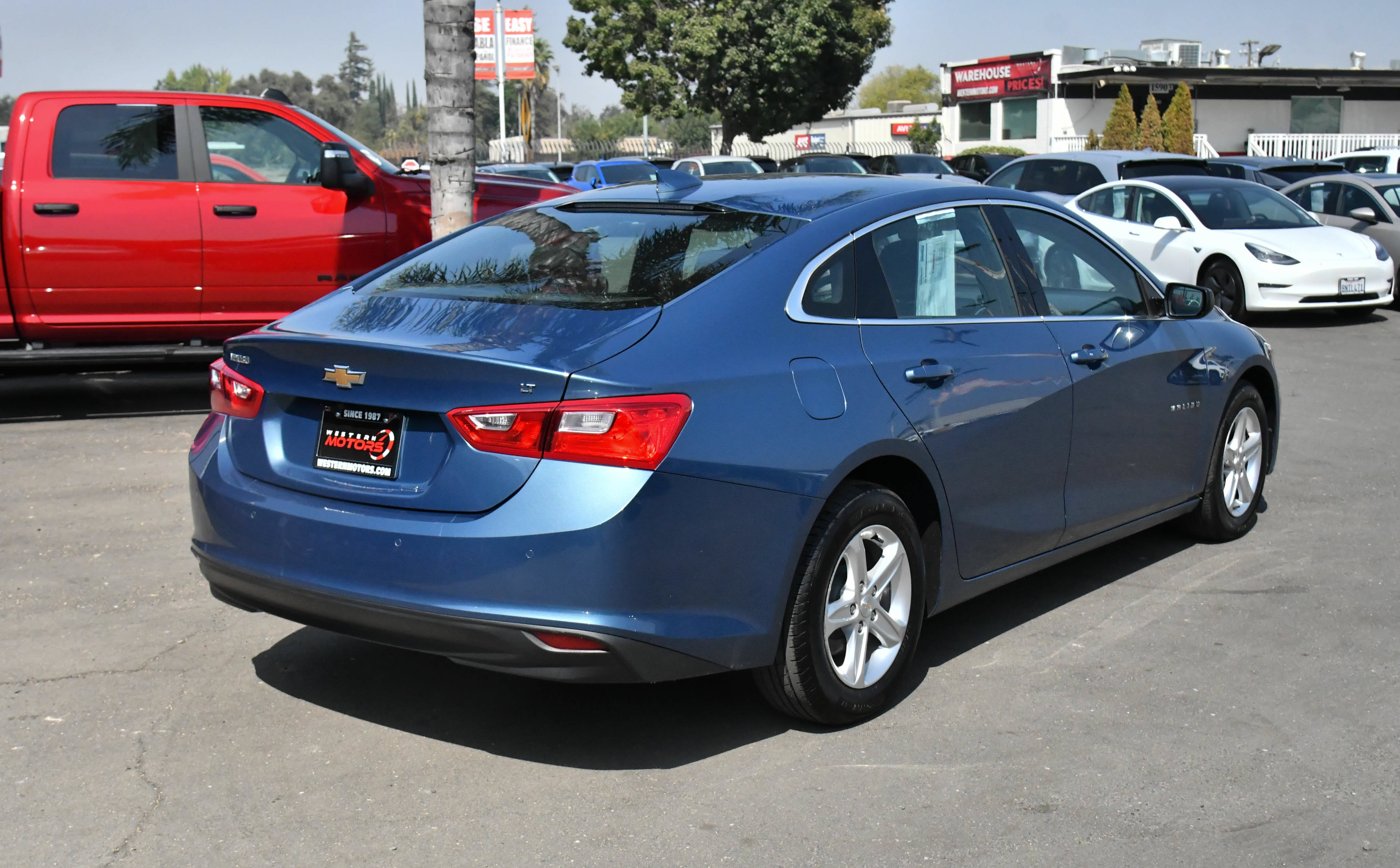 Used 2024 Chevrolet Malibu LT FWD image 8