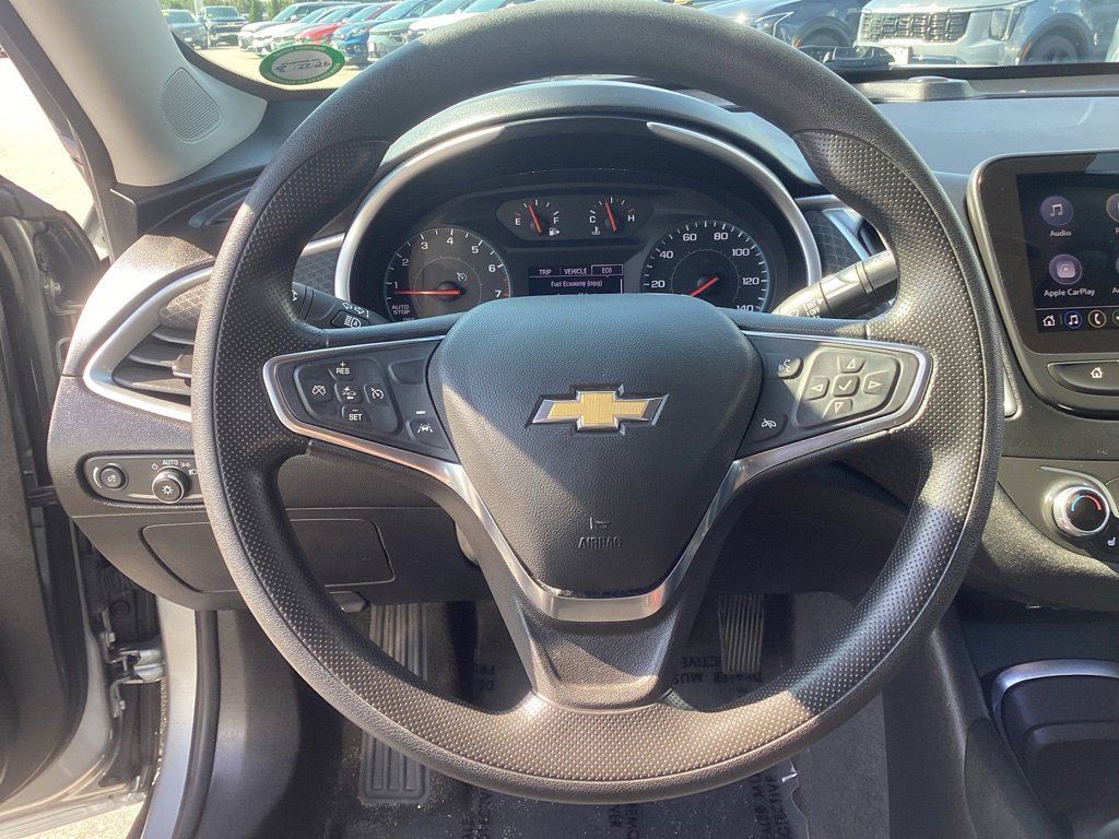 Used 2024 Chevrolet Malibu LT FWD image 15