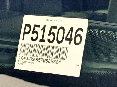 Used 2023 Jeep Wrangler Unlimited AWD/4WD image 24