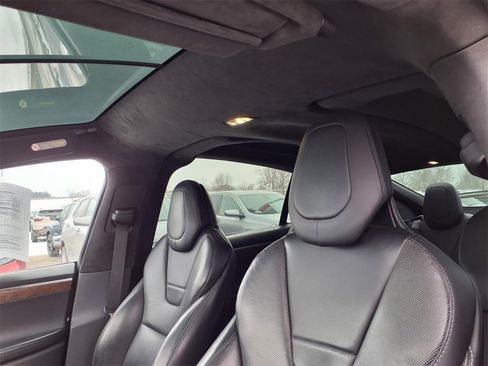 Used 2016 Tesla Model X 90D image 15