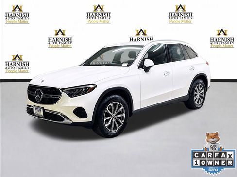 Used 2024 Mercedes-Benz GLC 300 4MATIC image 1