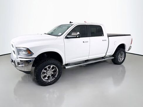 Used 2015 RAM 2500 Laramie image 3