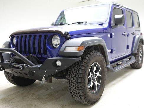Used 2018 Jeep Wrangler Unlimited Sport S image 1