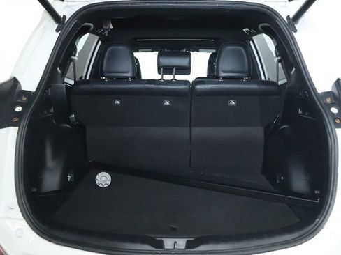 Used 2017 Toyota RAV4 SE w/ Power Extra Value Package AWD/4WD image 32