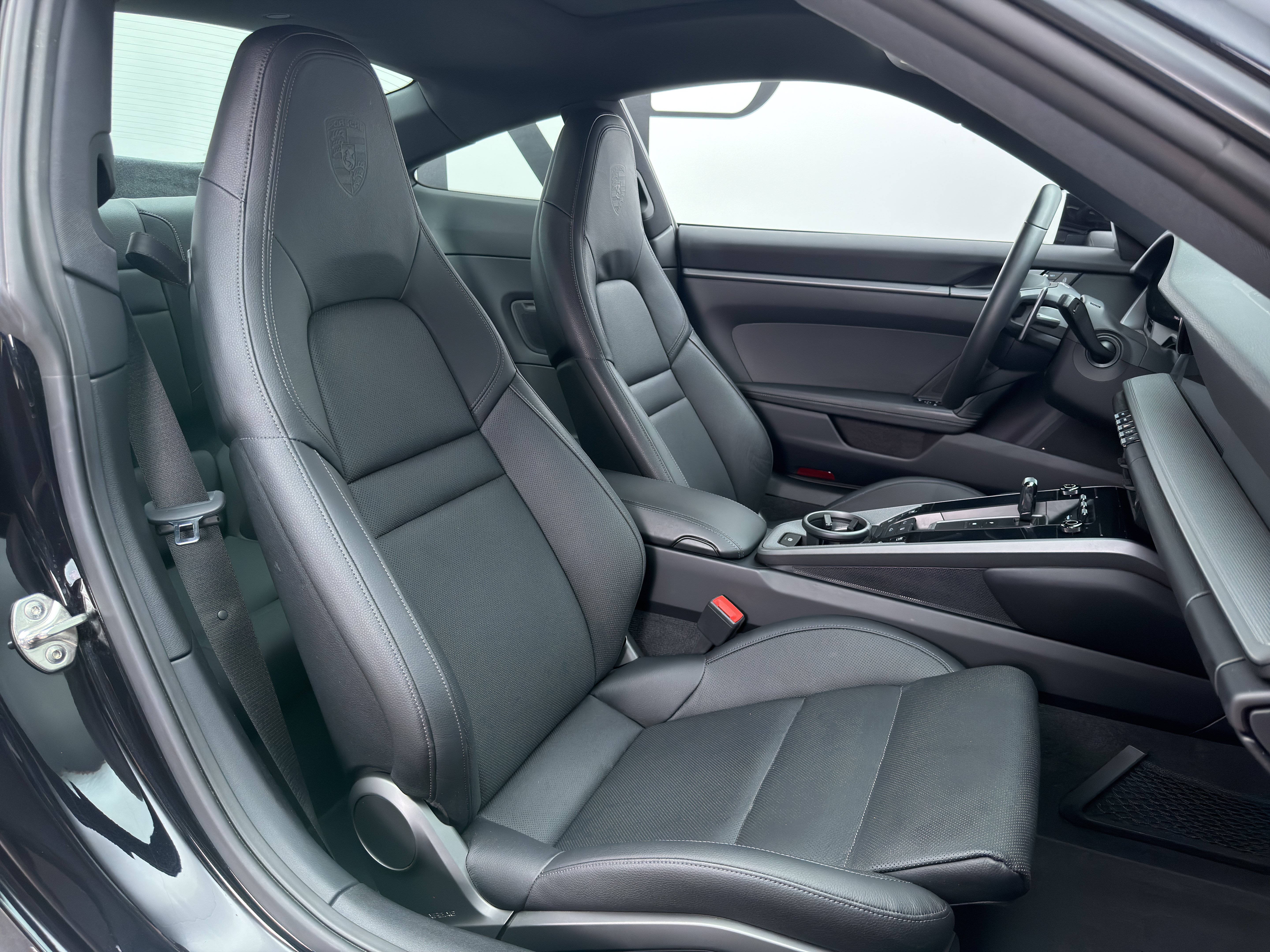Used 2022 Porsche 911 Carrera image 17