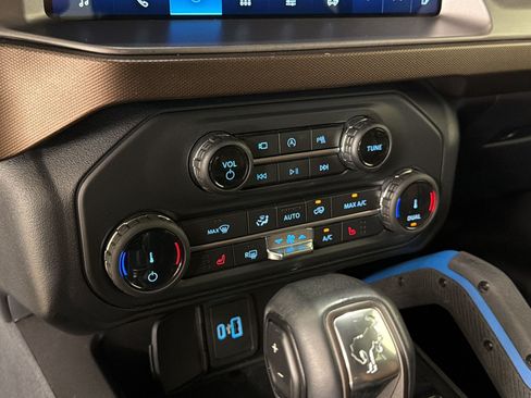 Used 2022 Ford Bronco Outer Banks AWD/4WD image 21